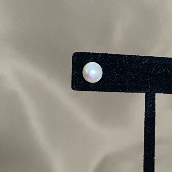 Vintage Freshwater Pearl Earrings - Picture 3 of 7